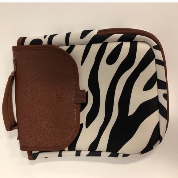 WW Zebra Print Bag With Faux Leather Flap & Handle-LIKE NEW - Picture 8 of 8